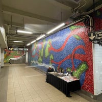 Photo taken at MTA Subway - Lexington Ave/59th St (4/5/6/N/R/W) by Aleksey on 3/3/2024