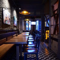 4/22/2013에 Hami T.님이 Sardunya Cafe &amp;amp; Bar에서 찍은 사진