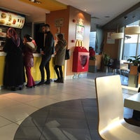 Photo taken at McDonald&amp;#39;s by Nilgün L. on 12/27/2015
