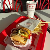 Photo taken at In-N-Out Burger by Zeke F. on 3/7/2020