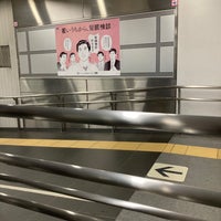 Photo taken at 東急渋谷駅 動く歩道 by 24guchi on 10/7/2022