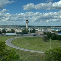 Photo taken at St Louis Airport Marriott by Marilyn B. on 5/9/2024