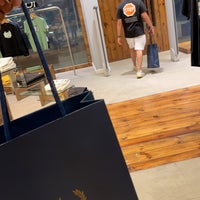 Photo taken at Fred Perry Authentic Shop by Khalid 〽. on 4/25/2022