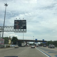 Photo taken at Sukhaphiban 5-1 Toll Plaza by NoomDr on 5/28/2016