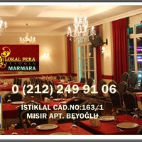 12/20/2013에 CaNer A.님이 Lokal Pera - Marmara Lokal에서 찍은 사진