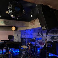 Photo taken at Live Music JIROKICHI by まなみ on 10/25/2022