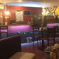 4/22/2017 tarihinde Rodrigo C.ziyaretçi tarafından Café MonteBlanco'de çekilen fotoğraf