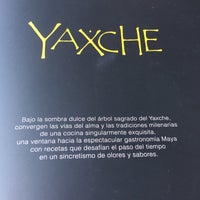 รูปภาพถ่ายที่ Yaxche•Arte Culinario Maya โดย Pau A. เมื่อ 4/5/2016