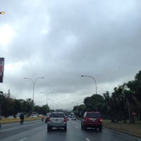 Photo taken at Autopista Francisco Fajardo by Rafael C. on 1/23/2018
