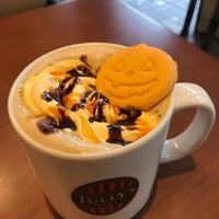 Photo taken at Tully&amp;#39;s Coffee by Atsuko M. on 10/21/2017
