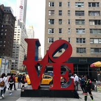 Photo taken at LOVE Sculpture by Robert Indiana by Asami on 5/2/2019