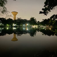 Photo taken at สวนสาธารณะเสนานิคม 1 by Wat B. on 11/5/2020