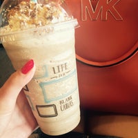 Photo taken at Caribou Coffee by Bumaa on 9/7/2015