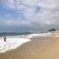 Photo taken at Barraca do Paulinho Orelha - Praia do Leme by S K. on 3/28/2018
