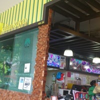 Photo taken at Jalan Kayu Prata Cafe by Pangeran S. on 12/22/2012