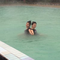 Review Pemandian Air Panas Walini