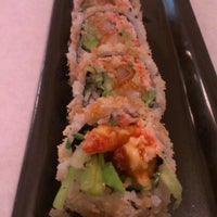 Photo taken at Ponzu Sushi by Barnes K. on 11/9/2012