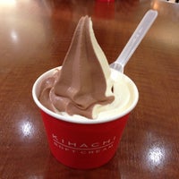 Photo taken at Kihachi Soft Cream 日の出イオンモール by Satoshi W. on 11/15/2012
