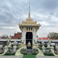 Photo taken at Wat Tritossathep by 🍀Ebi🍁 on 12/6/2021