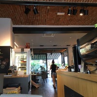 7/28/2018 tarihinde Tom P.ziyaretçi tarafından Cafe Korek'de çekilen fotoğraf