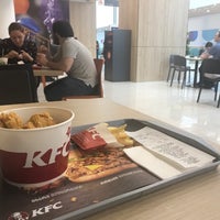 Photo taken at KFC | ქეი ეფ სი by Sümeyye B. on 5/27/2018