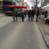 Photo taken at Marché Dominical de Jette / Zondagmarkt Jette by Willy C. on 12/6/2015