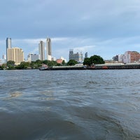 Photo taken at ท่าเรือราชวงศ์ (Ratchavongse Pier) N5 by Benjawan T. on 9/11/2020
