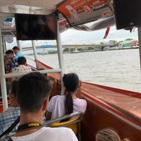 Photo taken at ท่าเรือพระปิ่นเกล้า (Pra Pinklao Bridge Pier) N12 by Benjawan T. on 8/31/2019