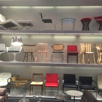 Photo taken at Knoll by Fiore on 6/7/2016