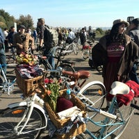 Photo taken at Ретро круиз Tweed Run by Anna A. on 10/12/2014