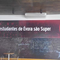 4/18/2014 tarihinde Hélia J.ziyaretçi tarafından Universidade de Évora - Colégio Luis António Verney'de çekilen fotoğraf