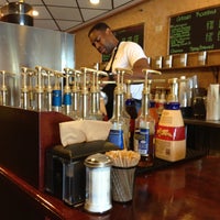 4/26/2013에 Mike E.님이 The Cupbearer Coffee &amp;amp; Tea Outfitter에서 찍은 사진