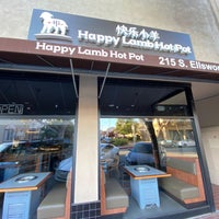 Foto tirada no(a) Happy Lamb Hot Pot, San Mateo por Andrew D. em 6/15/2021