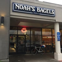Photo taken at Noah&amp;#39;s Bagels by Andrew D. on 5/14/2019