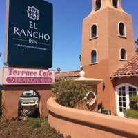 Foto diambil di SFO El Rancho Inn, SureStay Collection by Best Western oleh Andrew D. pada 8/24/2019