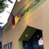 รูปภาพถ่ายที่ Gaumenkitzel Restaurant โดย Andrew D. เมื่อ 8/7/2021