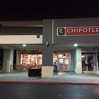 Photo taken at Chipotle Mexican Grill by Andrew D. on 1/9/2019