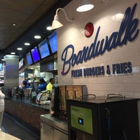 Photo taken at Boardwalk Fresh Burgers &amp;amp; Fries by Andrew D. on 8/8/2019