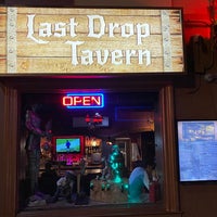 2/17/2020에 Andrew D.님이 Last Drop Tavern에서 찍은 사진