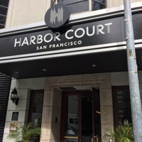 Foto tirada no(a) Harbor Court Hotel por Andrew D. em 3/8/2019