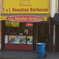 Photo taken at L&amp;amp;L Hawaiian Barbecue by Andrew D. on 9/26/2017