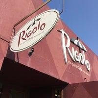 รูปภาพถ่ายที่ Rigolo Café โดย Andrew D. เมื่อ 11/12/2018
