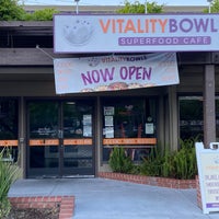 Photo taken at Vitality Bowls by Andrew D. on 5/28/2021
