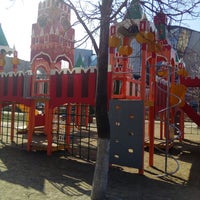 Йошкар-ола мини кремль. Измайловский кремль детские площадки. Детская площадка в виде кремля. Кремль детский центр. Детская площадка кремль солнцево.