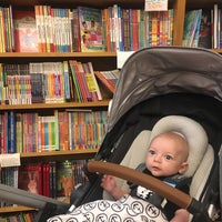 Photo taken at Little City Books by Jason on 9/14/2019