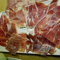 Photo taken at Jamón Experience by CS Y. on 9/3/2017