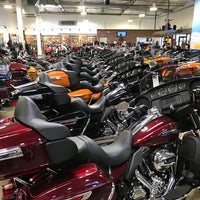 Photo taken at Huntington Beach Harley-Davidson by Emiliano M. on 12/29/2016