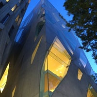 Photos At Tod S 表参道ビル 北青山 東京 東京都 Photos At Tod S 表参道ビル 北青山 東京 東京都