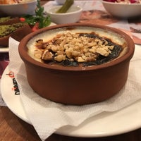 รูปภาพถ่ายที่ Dinner Döner โดย Ira K. เมื่อ 10/16/2017