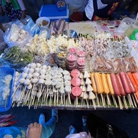 Photo taken at Rung Chareon Market by ThanaphatE on 12/8/2022